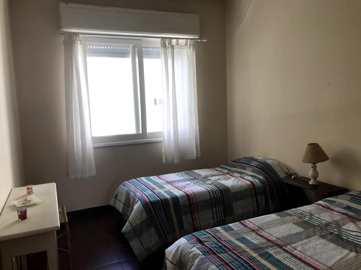 Ferienwohnung Pitangueiras, Frente Ao Mar Com Servico De Praia Guarujá Exterior foto