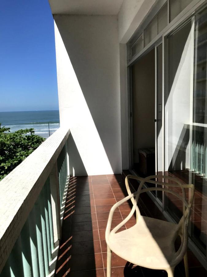 Ferienwohnung Pitangueiras, Frente Ao Mar Com Servico De Praia Guarujá Exterior foto